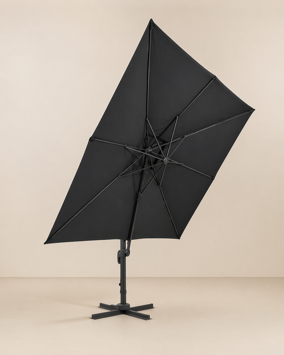 Parasol déporté Ombralys sur terrasse — guide format 3x3 et 3x4 mètres